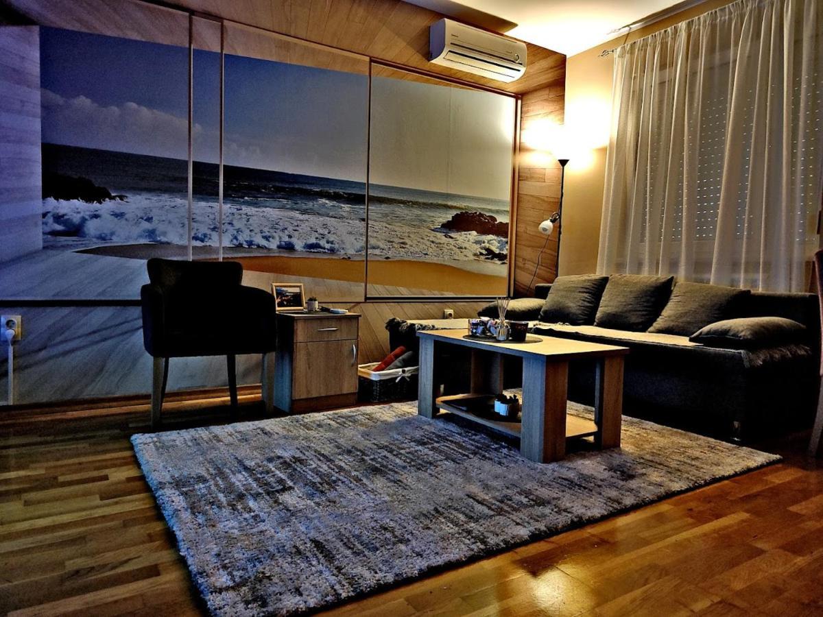 Apartman Espresso Sa Parkingom Сремска-Митровица Экстерьер фото