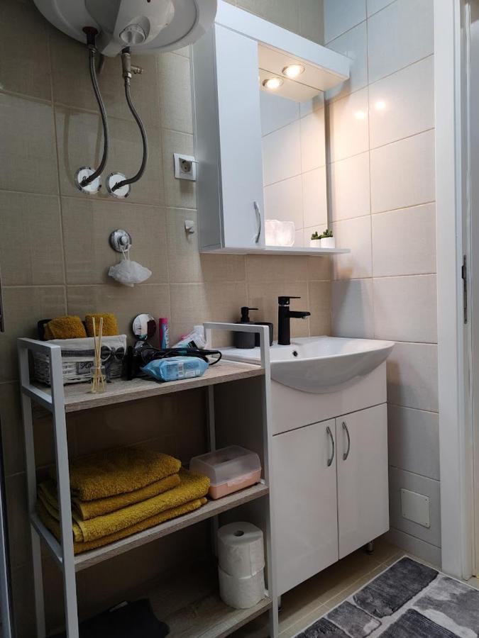 Apartman Espresso Sa Parkingom Сремска-Митровица Экстерьер фото